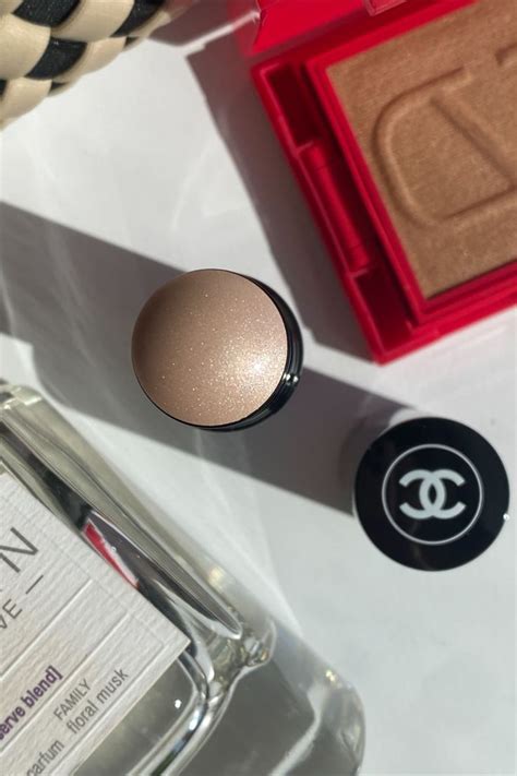 how to use chanel universal bronzer|chanel universal bronzer boots.